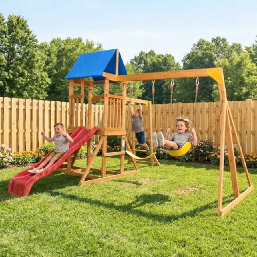 Kids Outdoor Monkey Bar Set - Backyard playground set with monkey bars: